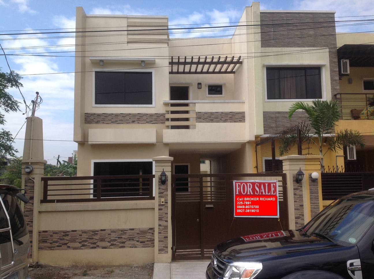 FOR SALE: House Rizal