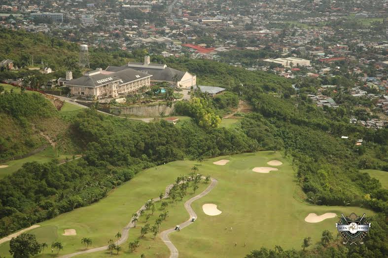 Alta Vista lot is sold at a 3-N-1 package, which means the Residential Lot at P 11,000/sq.m. to P11,700/sq.m., the Alta Vista Golf Club Share at P1,000,000 and the Vistamar Beach Club share at P120,000. This lot with an area of 797 sq.m. is located at the