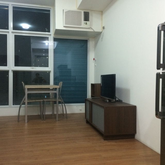 FOR RENT / LEASE: Apartment / Condo / Townhouse Manila Metropolitan Area > Makati 8