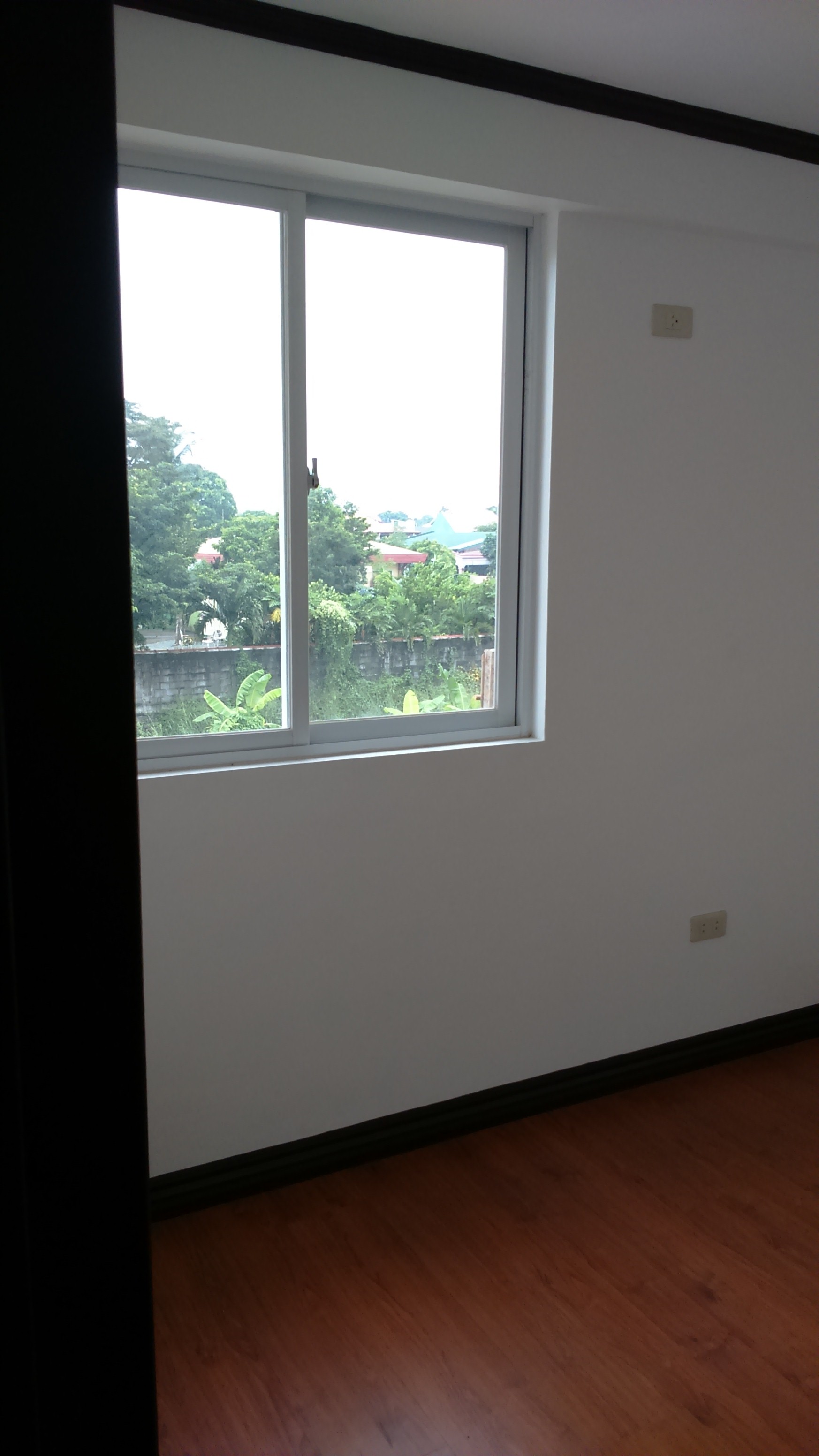 FOR SALE: Apartment / Condo / Townhouse Manila Metropolitan Area > Paranaque 3