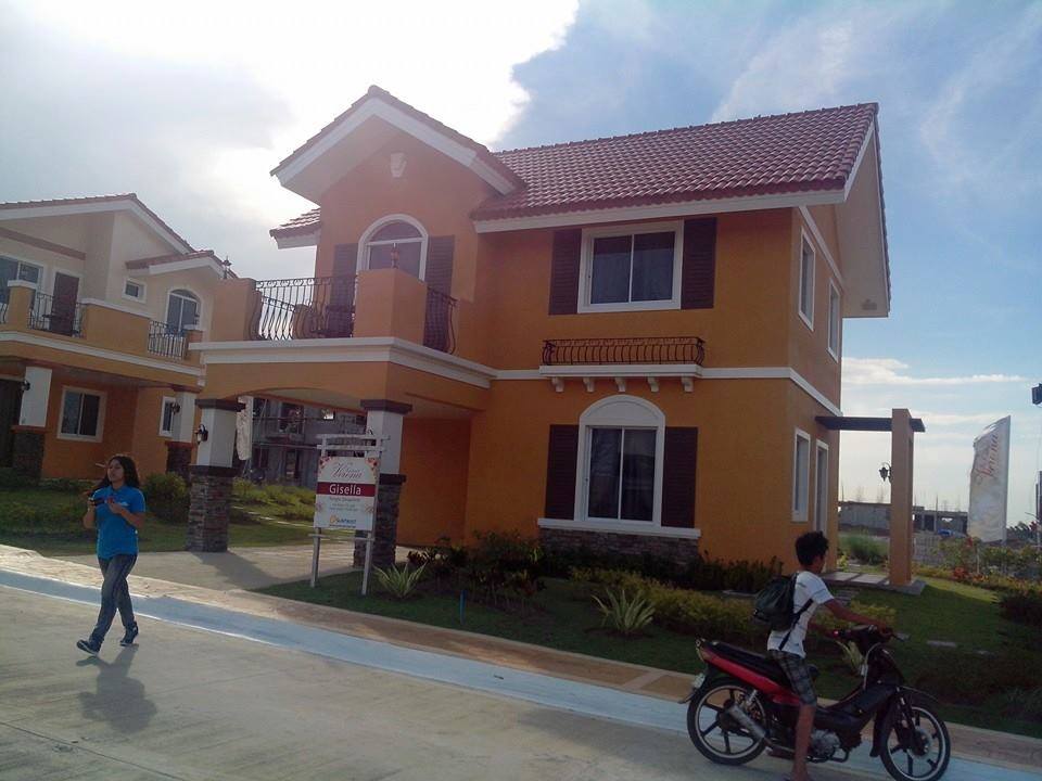 FOR SALE: Apartment / Condo / Townhouse Cavite 2