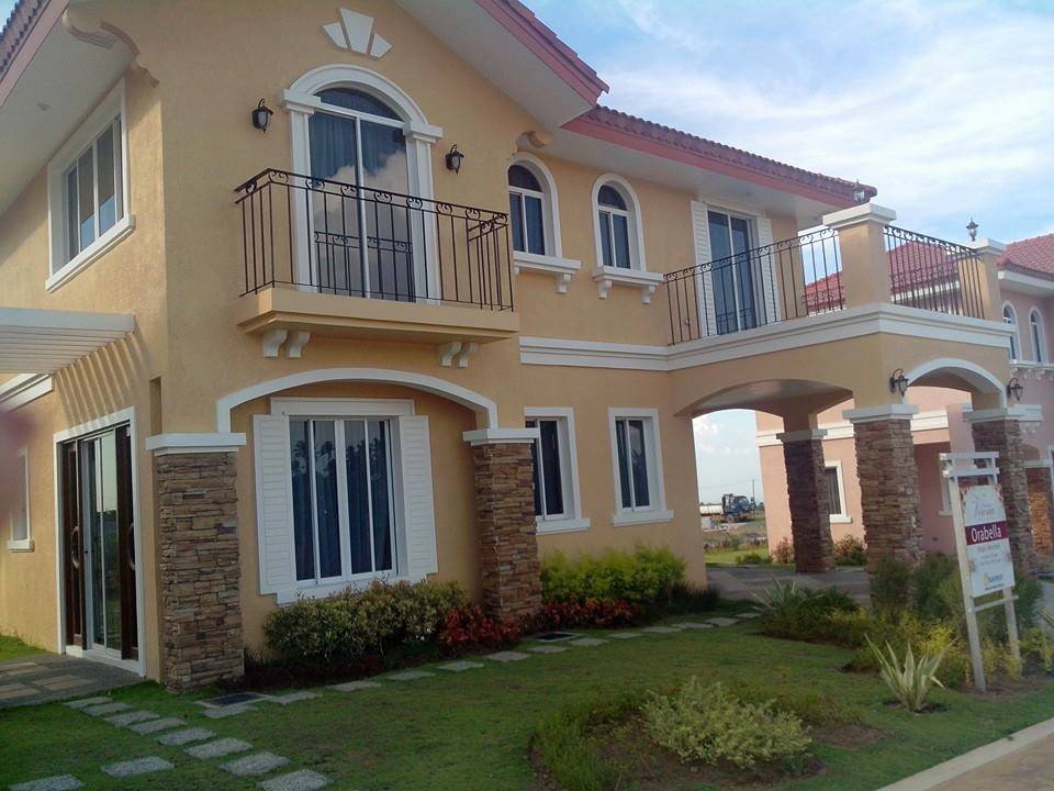 FOR SALE: Apartment / Condo / Townhouse Cavite 1