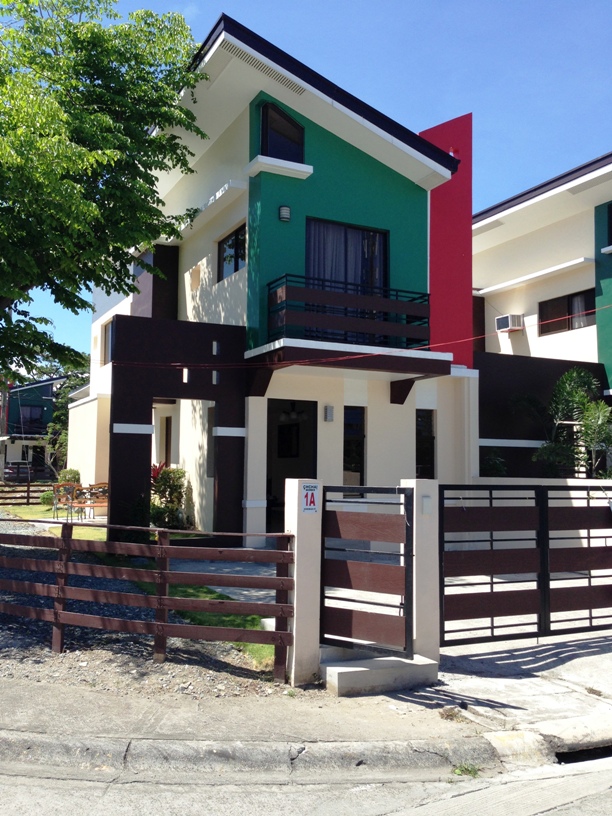 FOR SALE: Apartment / Condo / Townhouse Manila Metropolitan Area > Las Pinas