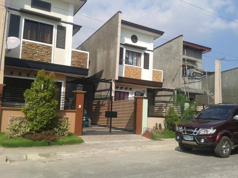 FOR SALE: House Rizal 1