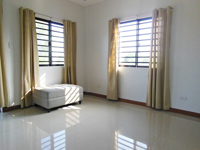 FOR SALE: House Pampanga 5