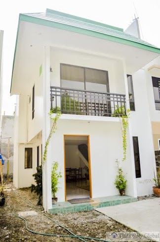 FOR SALE: Apartment / Condo / Townhouse Laguna > Sta Rosa 1