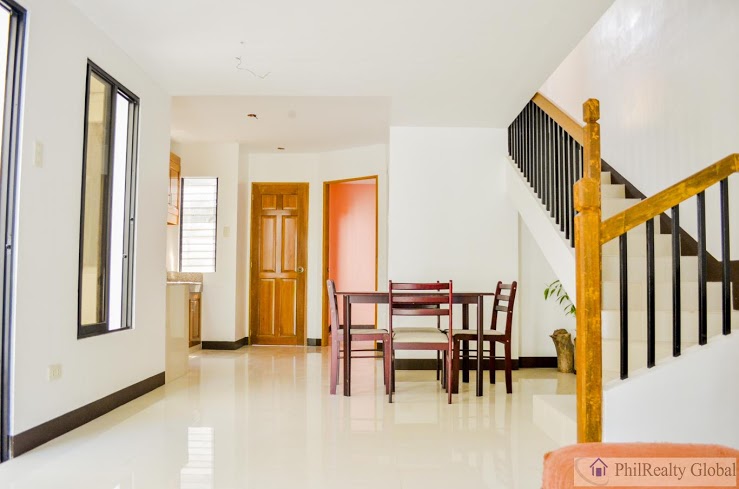 FOR SALE: Apartment / Condo / Townhouse Laguna > Sta Rosa 3