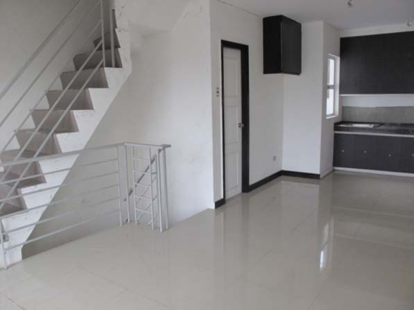 FOR SALE: Apartment / Condo / Townhouse Manila Metropolitan Area > Quezon 5