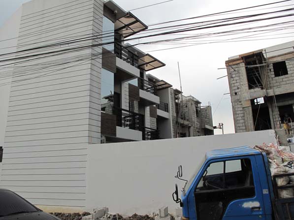 FOR SALE: Apartment / Condo / Townhouse Manila Metropolitan Area > Quezon 2