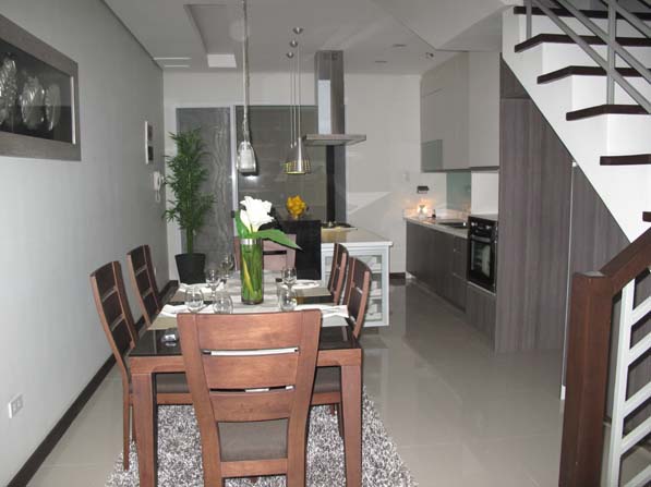 FOR SALE: Apartment / Condo / Townhouse Manila Metropolitan Area > Quezon 3