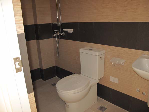 FOR SALE: Apartment / Condo / Townhouse Manila Metropolitan Area > Quezon 4