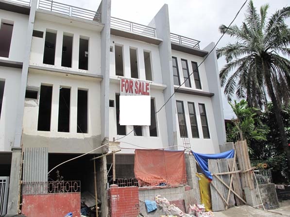 FOR SALE: House Manila Metropolitan Area > Quezon