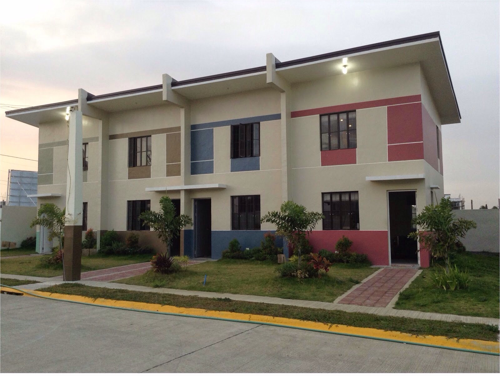 FOR SALE: Apartment / Condo / Townhouse Cavite > Imus