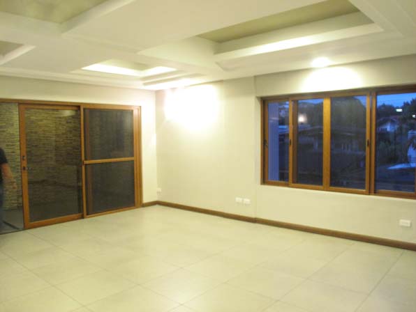 FOR SALE: House Manila Metropolitan Area > Quezon 2