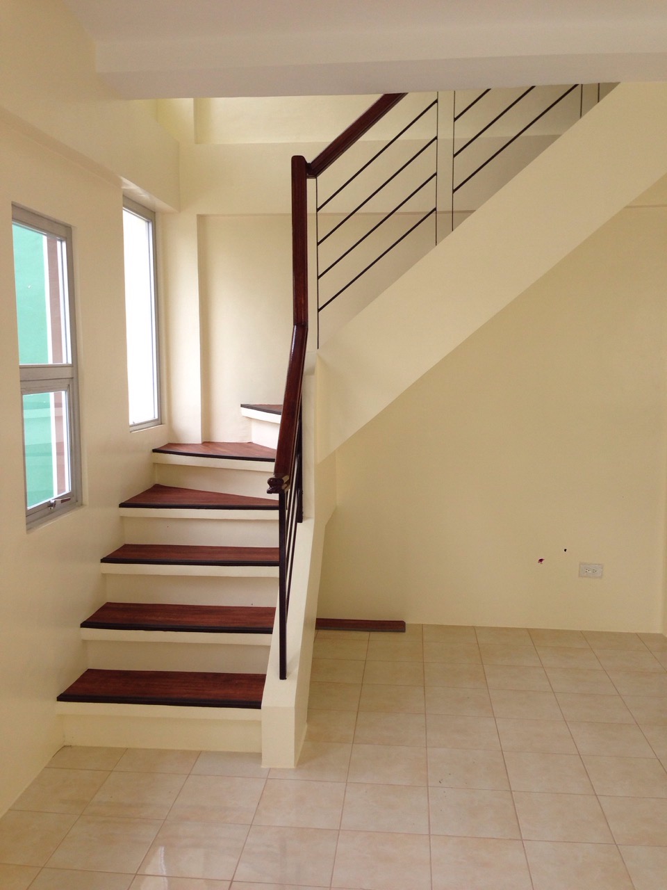 FOR SALE: House Cavite > Dasmarinas 1