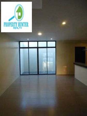 FOR SALE: Apartment / Condo / Townhouse Manila Metropolitan Area > Paranaque 3