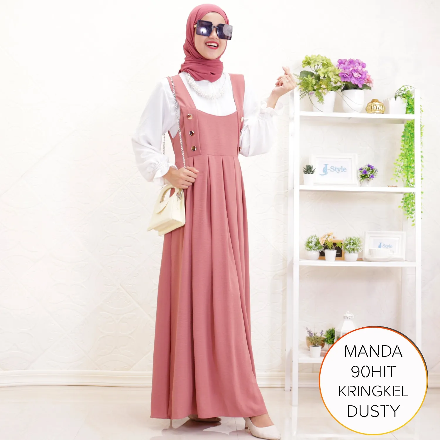 Busana Wanita Muslimah Gamis Overall Style Busui Friendly Kringkel Polos Manda 90HIT Kringkel Airflow - bajubaru.id, Belanja Online di bajubaru.id saja 