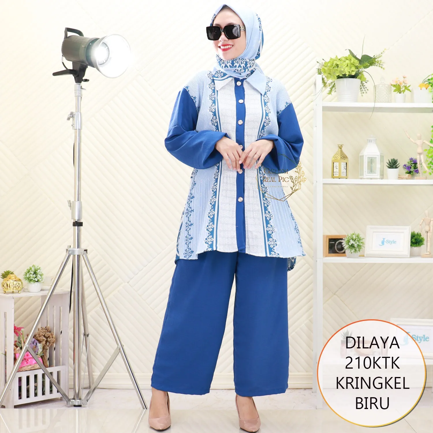 Dilaya One Set Tunik Jumbo Crinkle Motif Plisket Lidi Set Hijab Segi Empat Busui Friendly