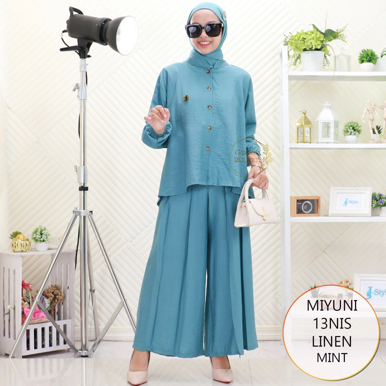 Miyuni One Set Kemeja Linen Full Kancing Model Pinguin Variasi Tali Pita Belakang