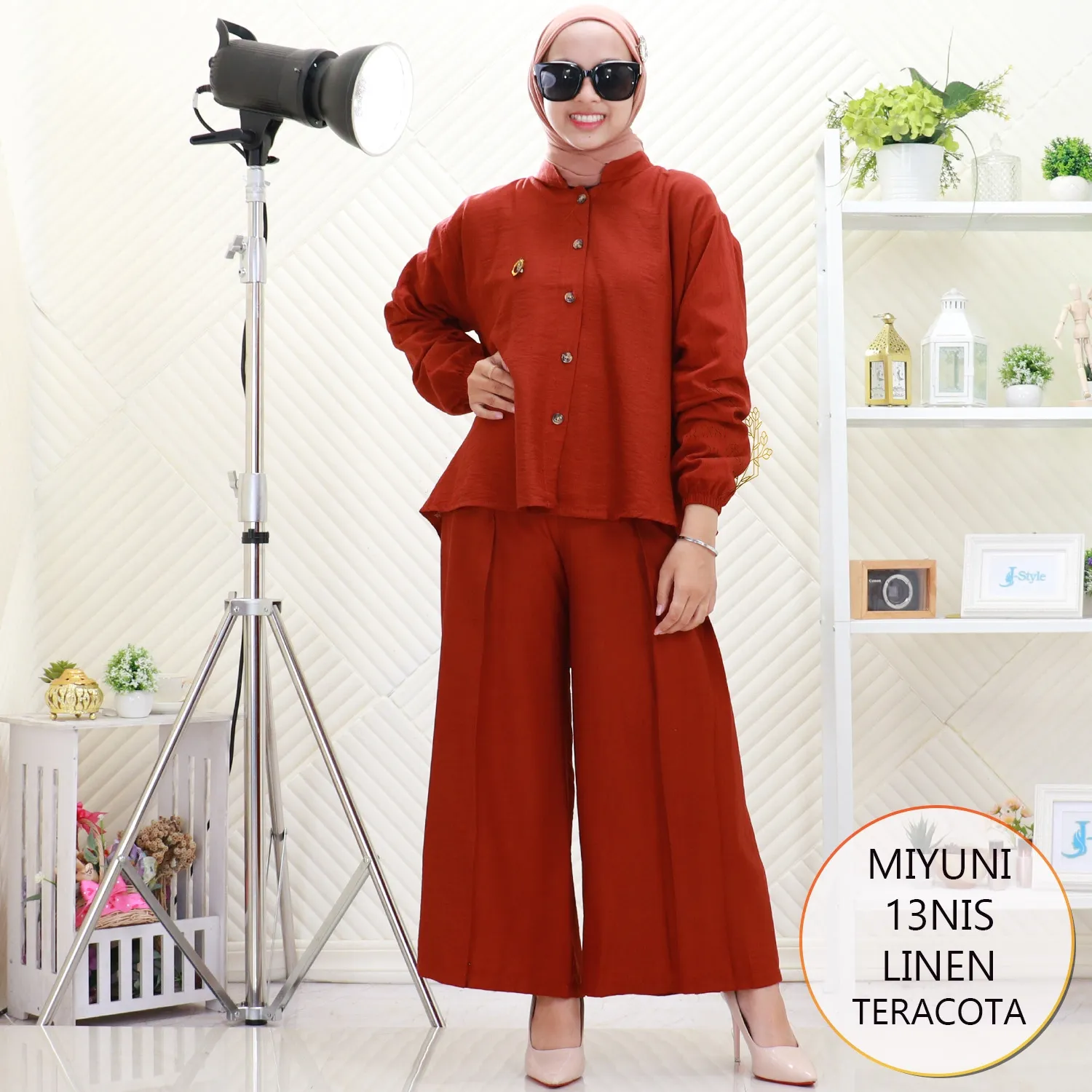 Miyuni One Set Kemeja Linen Full Kancing Model Pinguin Variasi Tali Pita Belakang