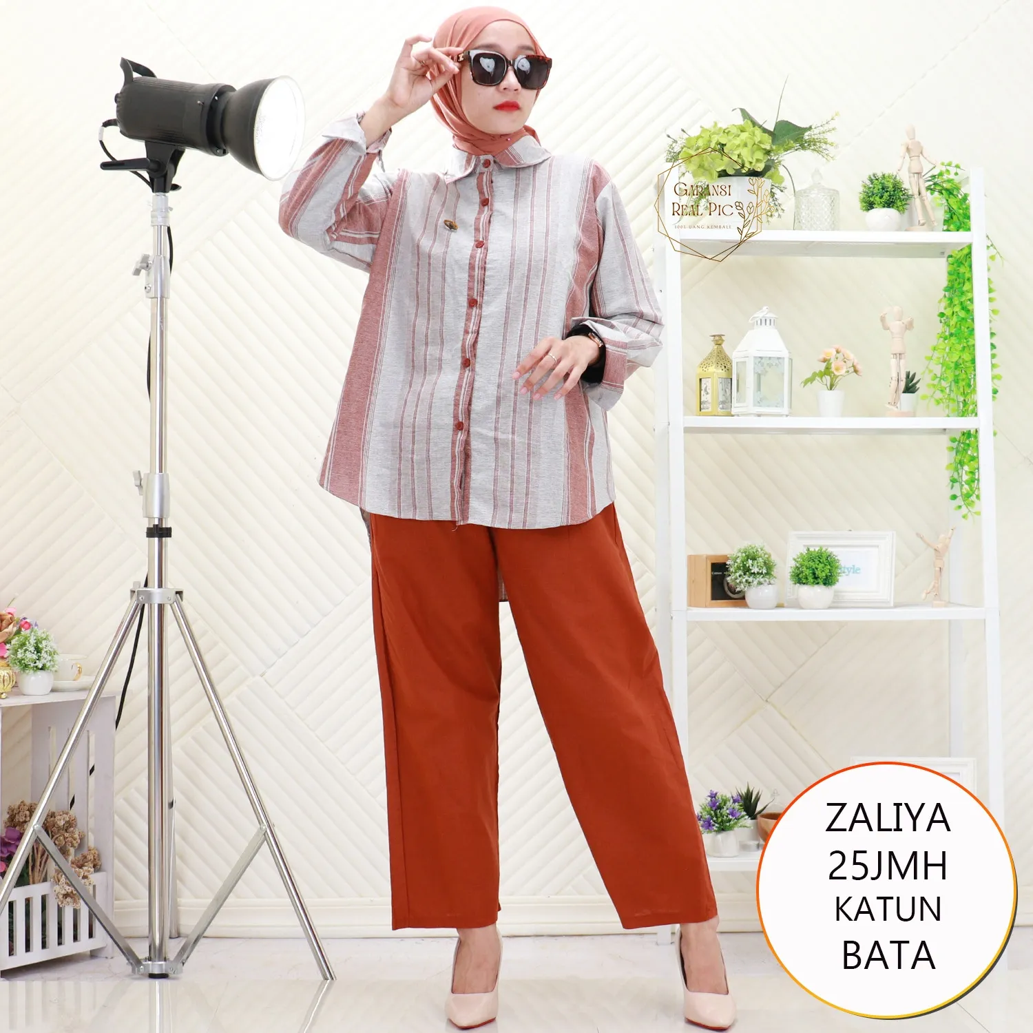 Zaliya One Set Kemeja Katun Motif Salur Full Kancing Model Pinguin