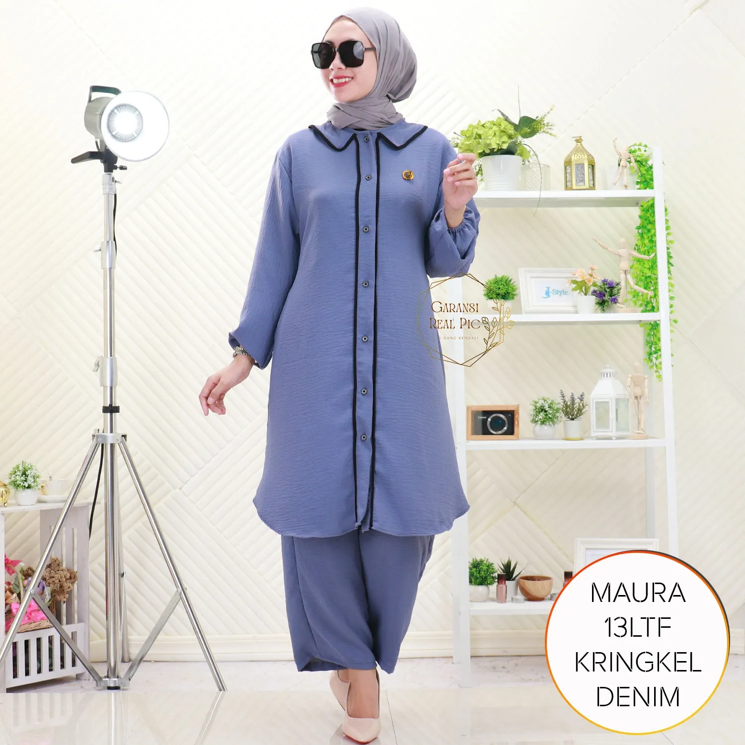 Maura One Set Tunik Wanita Muslimah Crinkle Airflow List Hitam Busui Friendly