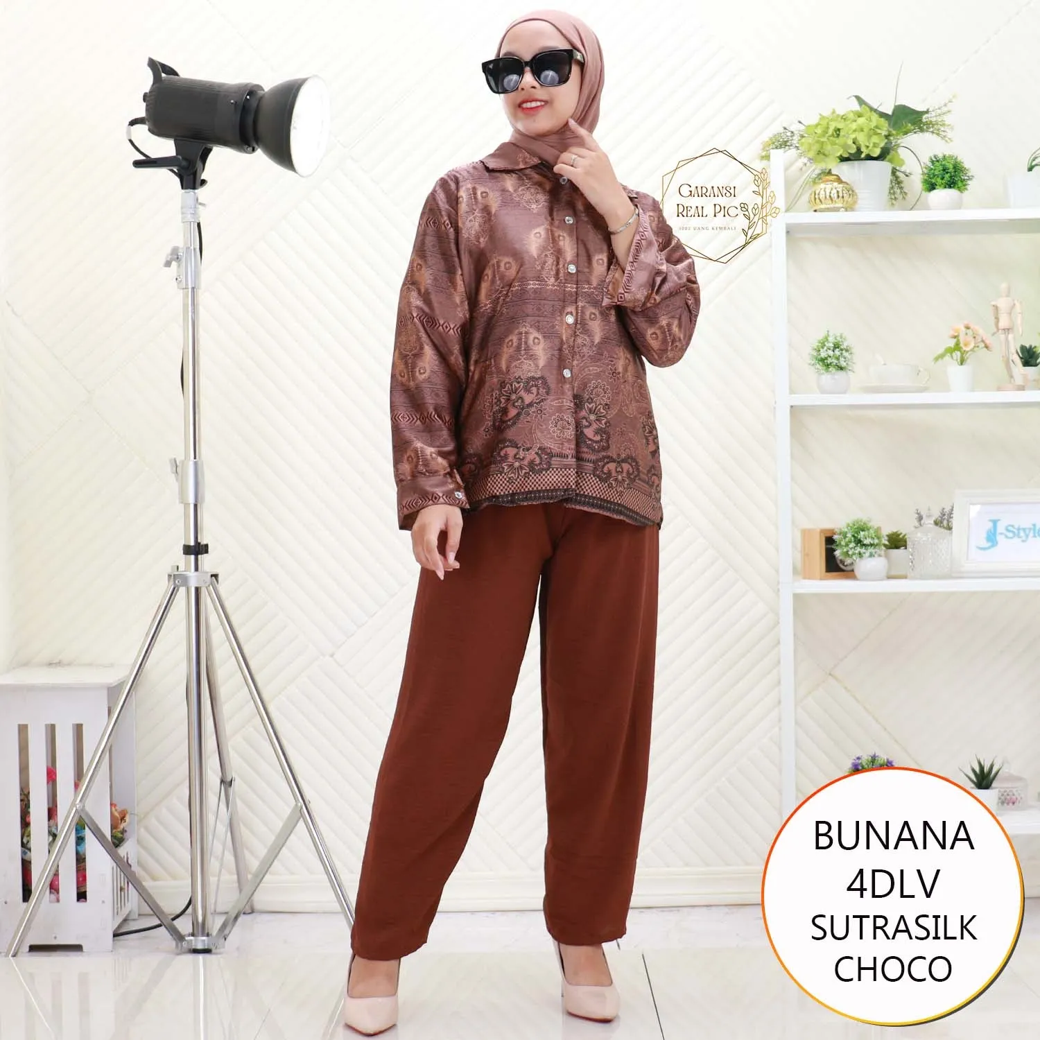 Bunana One Set 2in1 Kemeja Silk Full Kancing Motif Printing 4DLV Sutra Silk - bajubaru.id, Belanja Online di bajubaru.id saja 