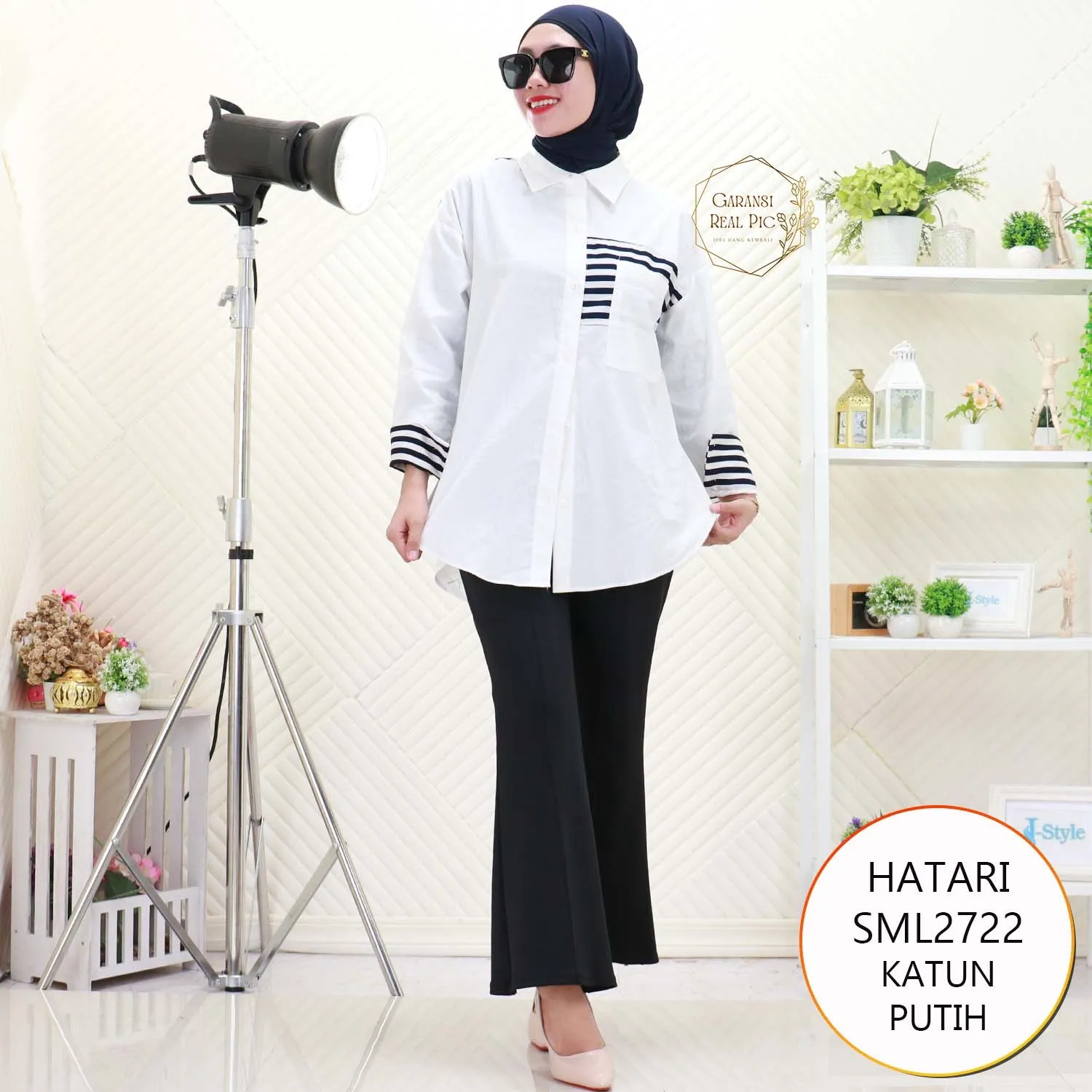 Hatari Kemeja Wanita Korean Look Full Kancing Katun Motif Saku Depan