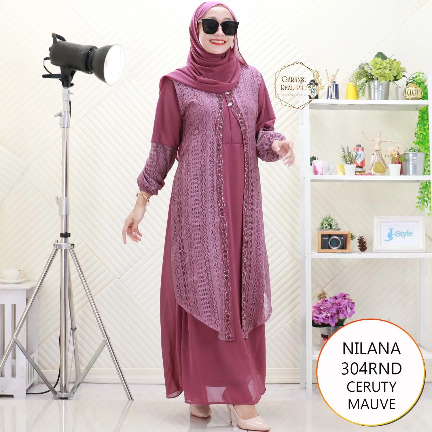 Nilana Gamis Set Hijab Ceruty Cardi Brukat Nyatu Busui Friendly