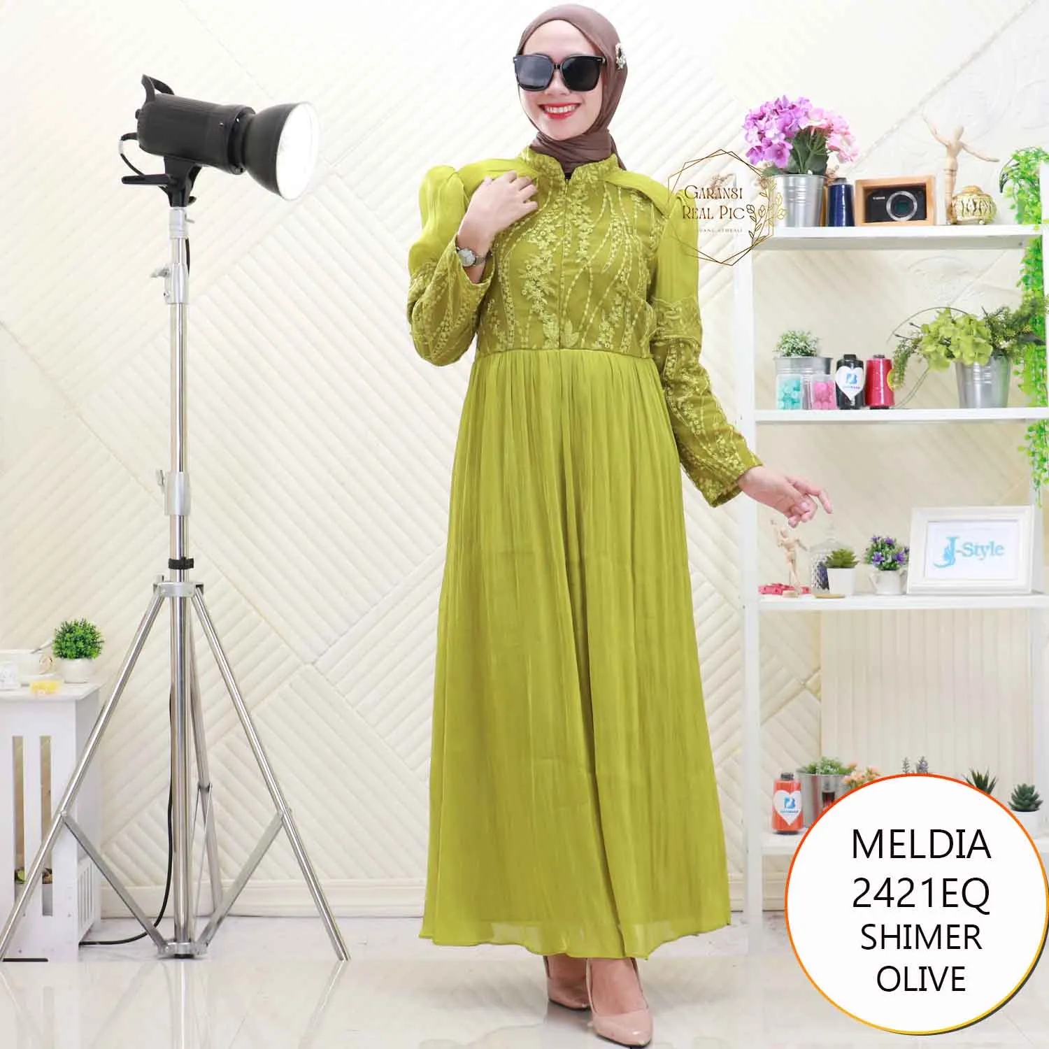 Meldia Gamis Shimer Mix Tile Bordir Timbul Busui Sleting 2421EQ Shimer - bajubaru.id, Belanja Online di bajubaru.id saja 