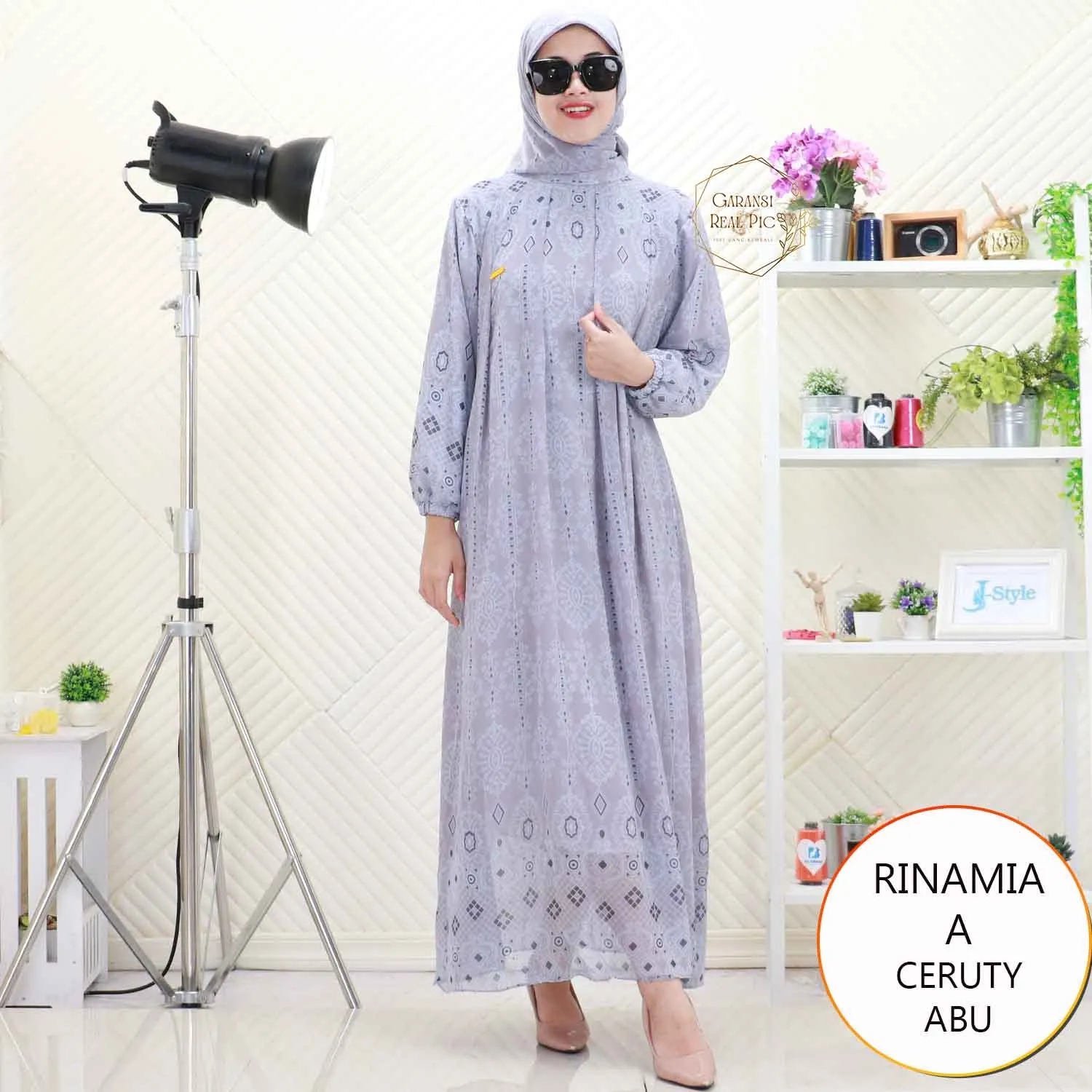 Rinamia Gamis Muslimah Set Hijab Ceruty Motif Printing