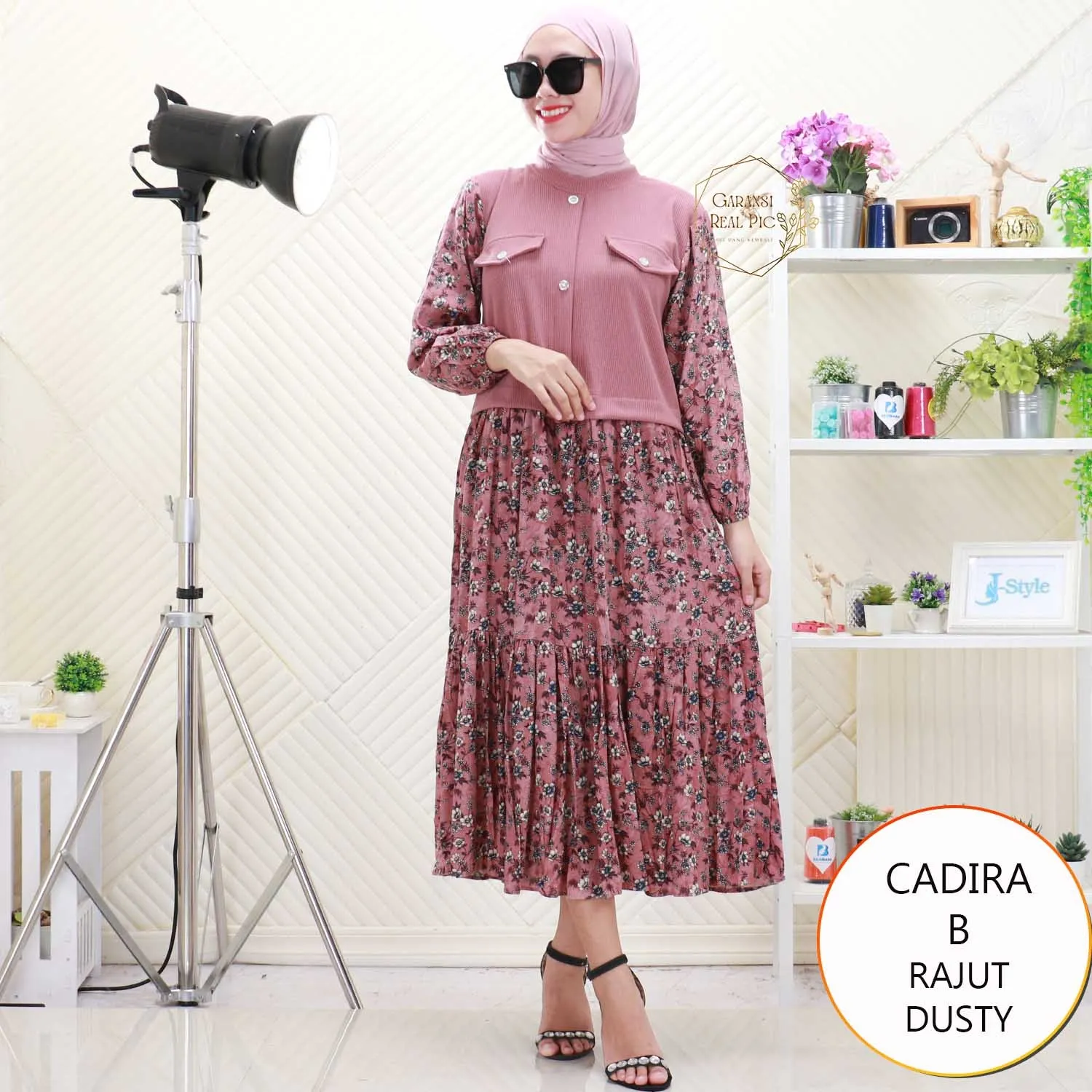 Cadira Midi Dress Rajut Vest Nyatu Variasi Kancing Mix Rayon Motif