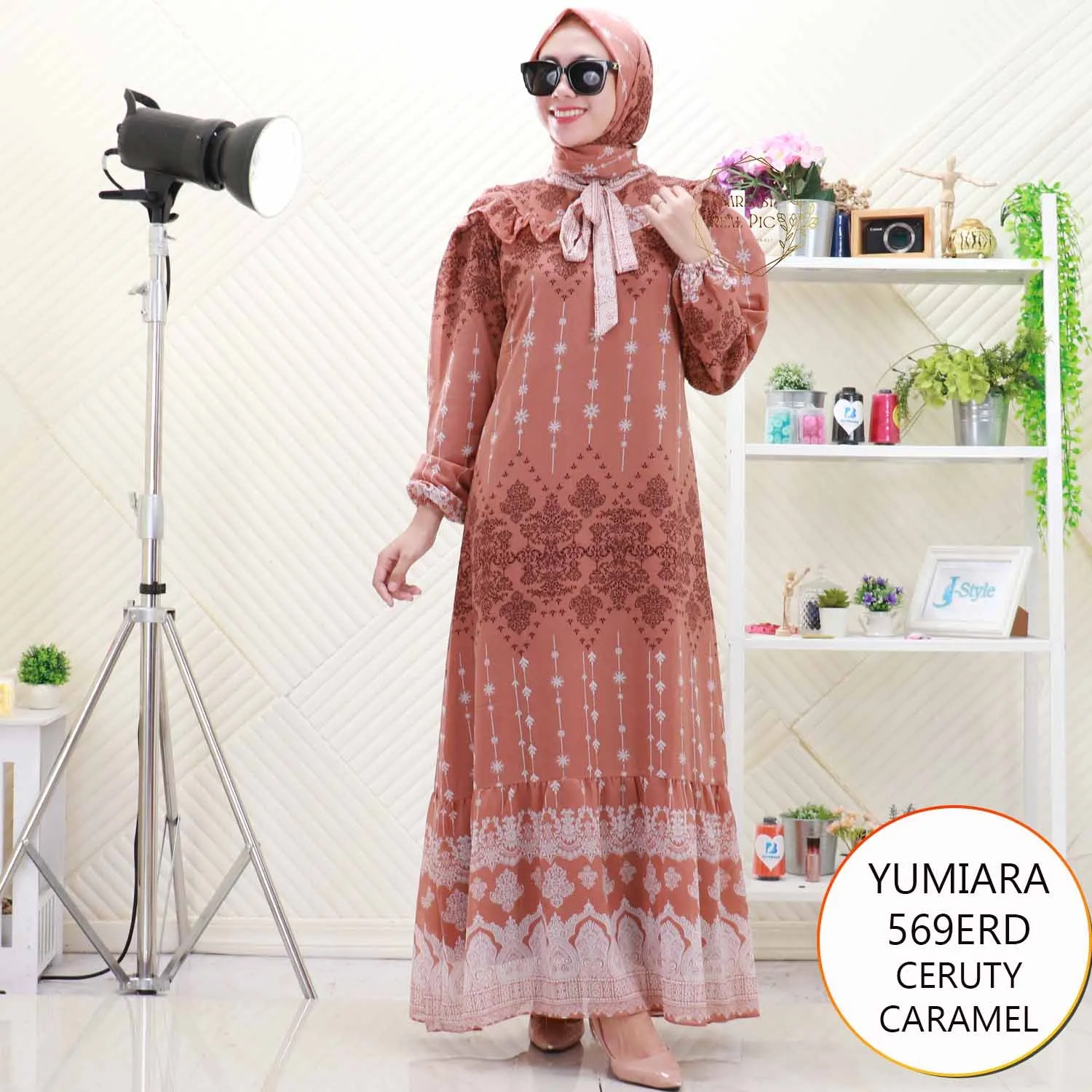 Yumiara Gamis Set Hijab Ceruty Motif Ruffel Depan