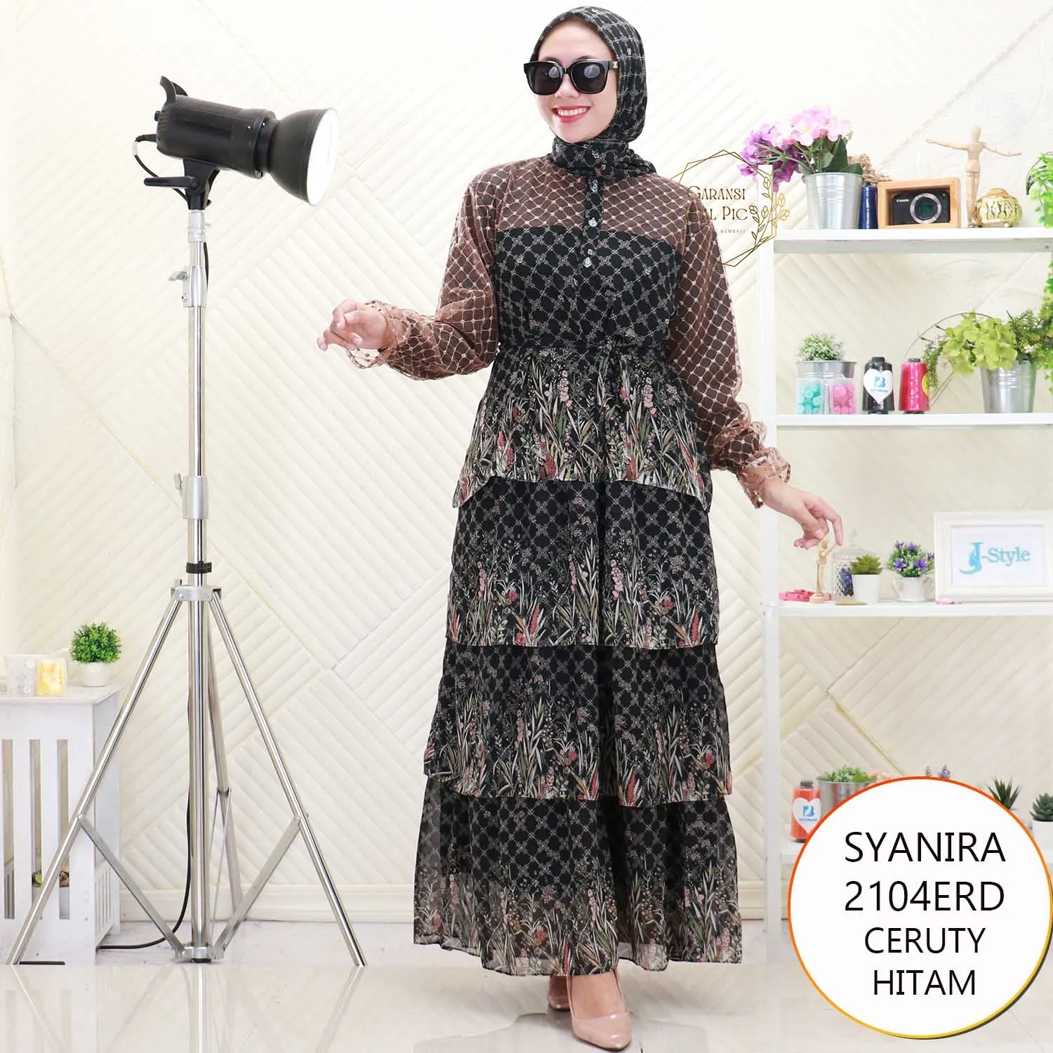 Syanira Gamis Muslimah Set Hijab Ceruty Motif Busui Friendly