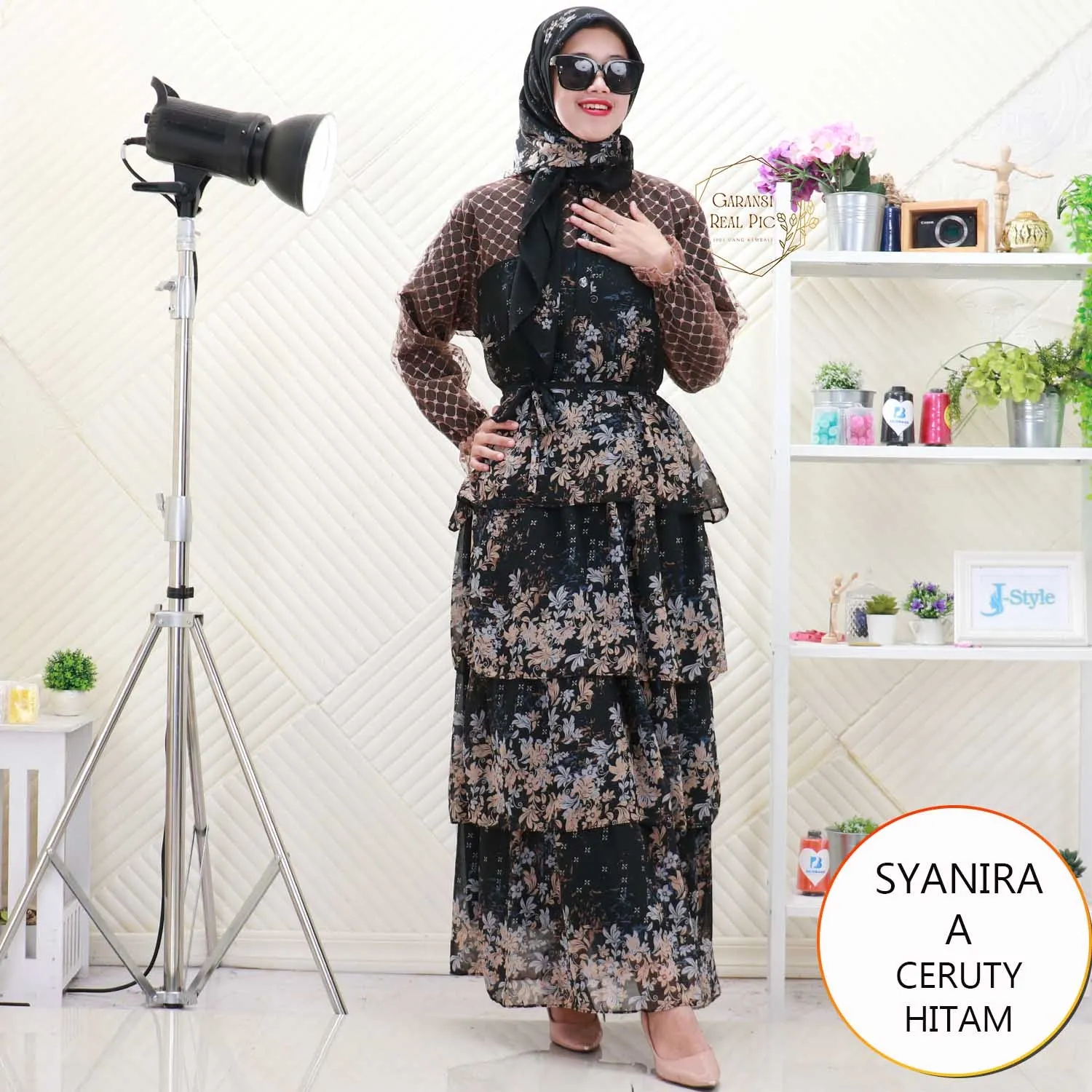 Syanira Gamis Muslimah Set Hijab Ceruty Motif Busui Friendly