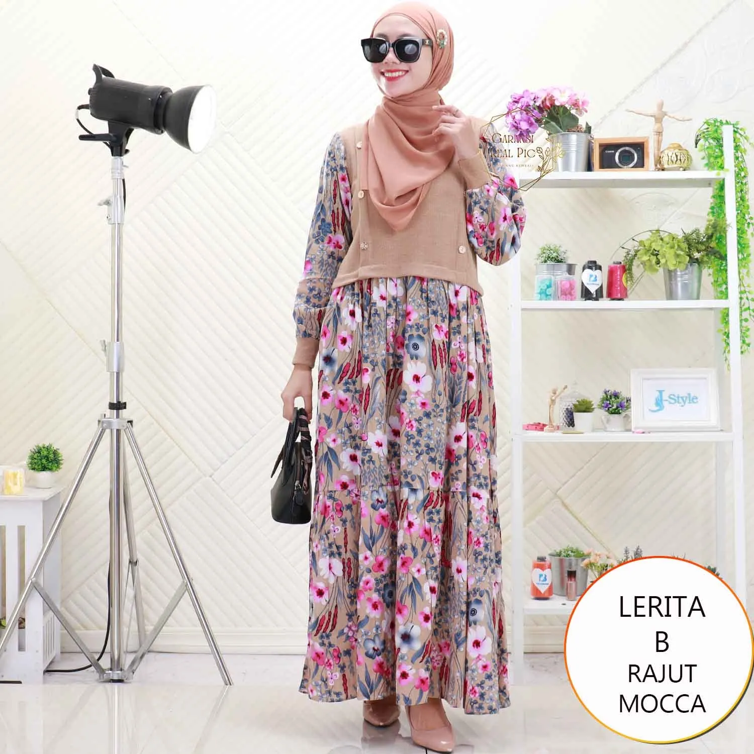 Lerita Gamis Rajut Rompi Nyatu Variasi Kancing Mix Rayon Motif