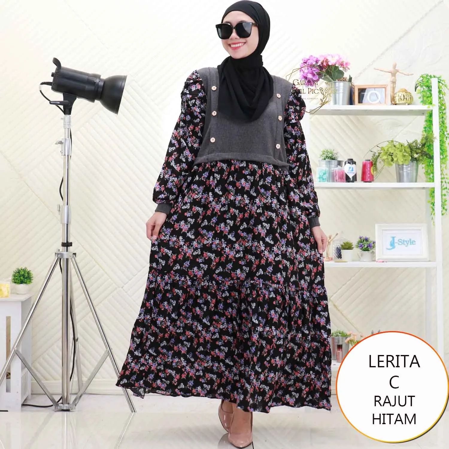 Lerita Gamis Rajut Rompi Nyatu Variasi Kancing Mix Rayon Motif