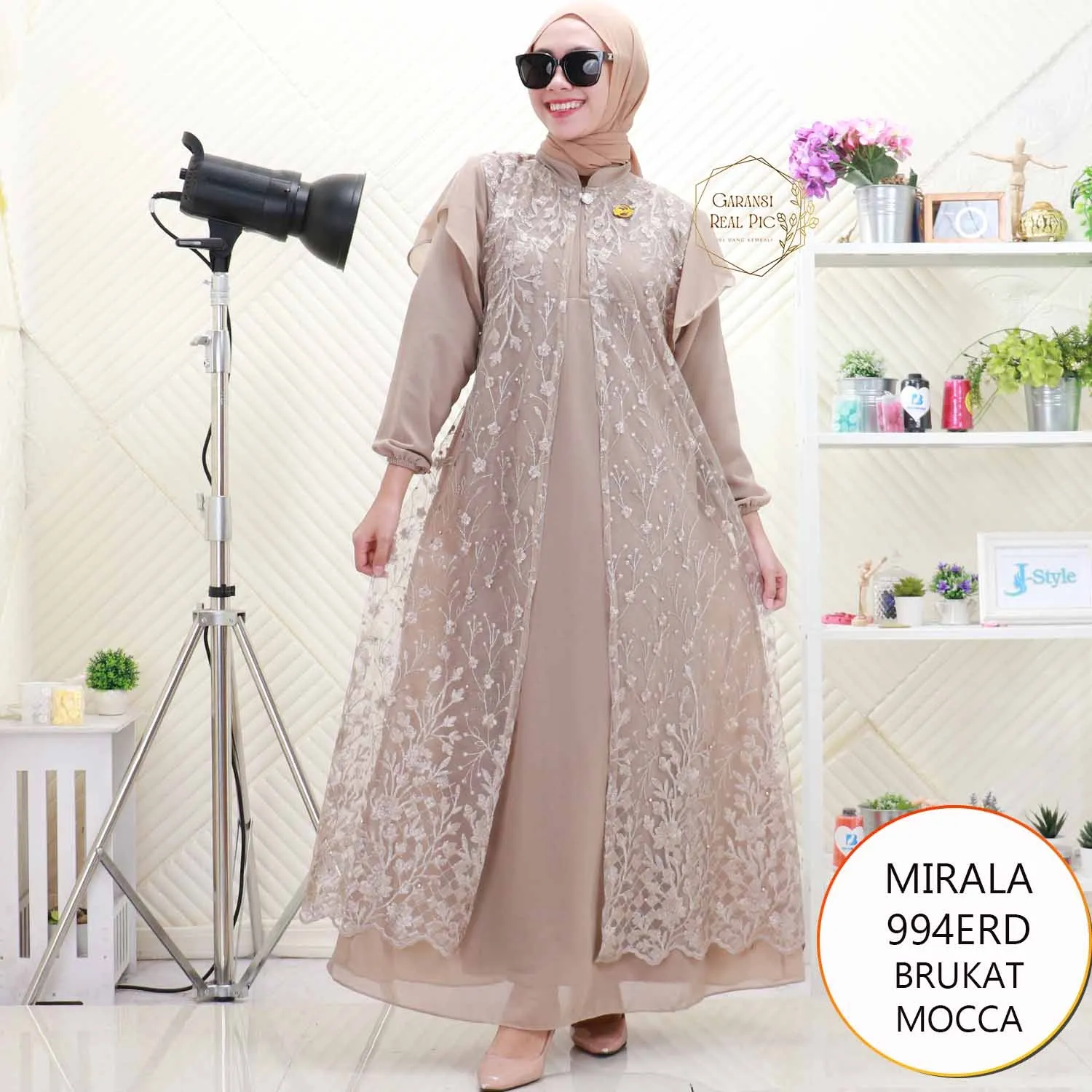 Mirala Gamis Brukat Lengan Ruffel Busui Friendly