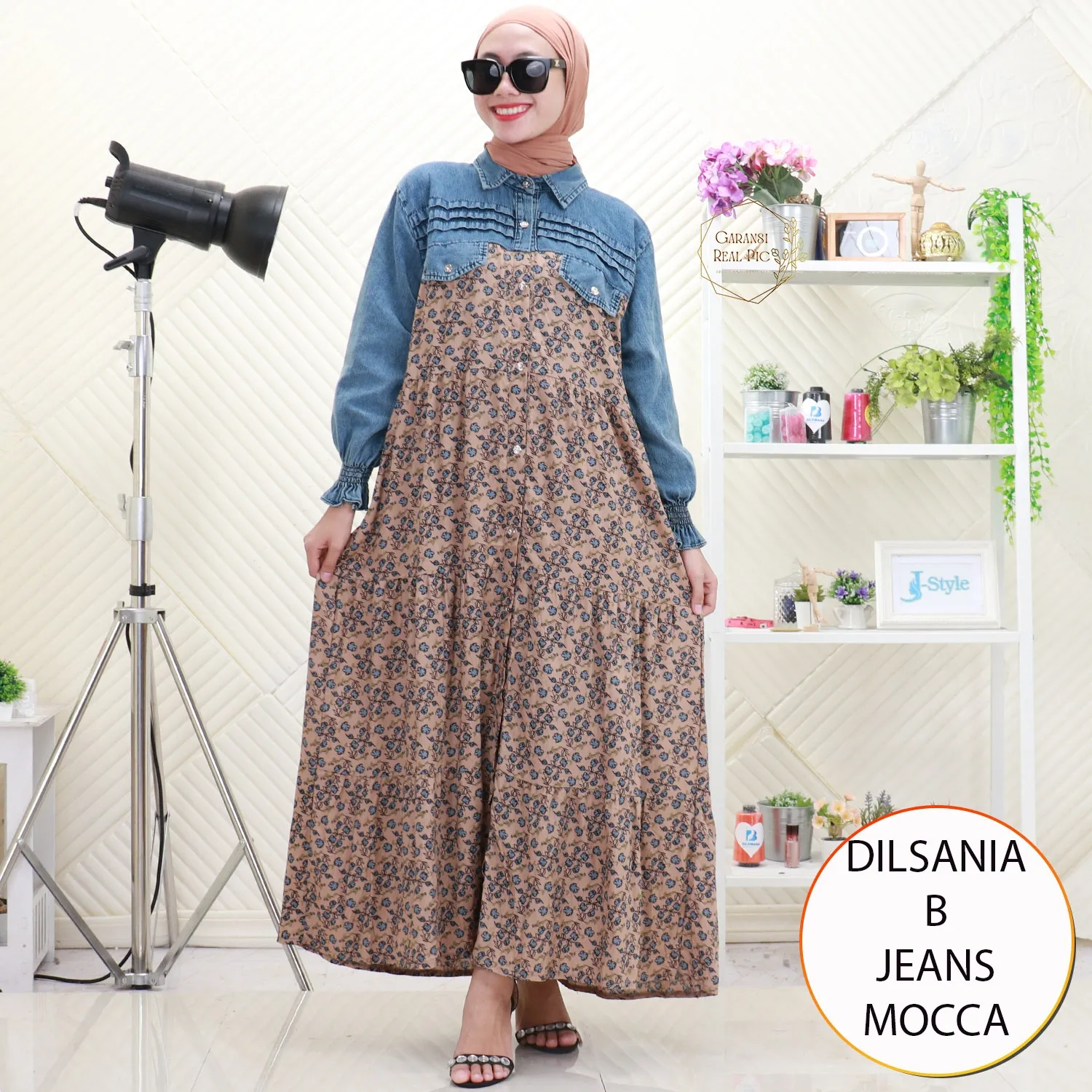 Dilsania Gamis Jeans Mix Katun Motif Bunga Lipit Depan Busui Friendly