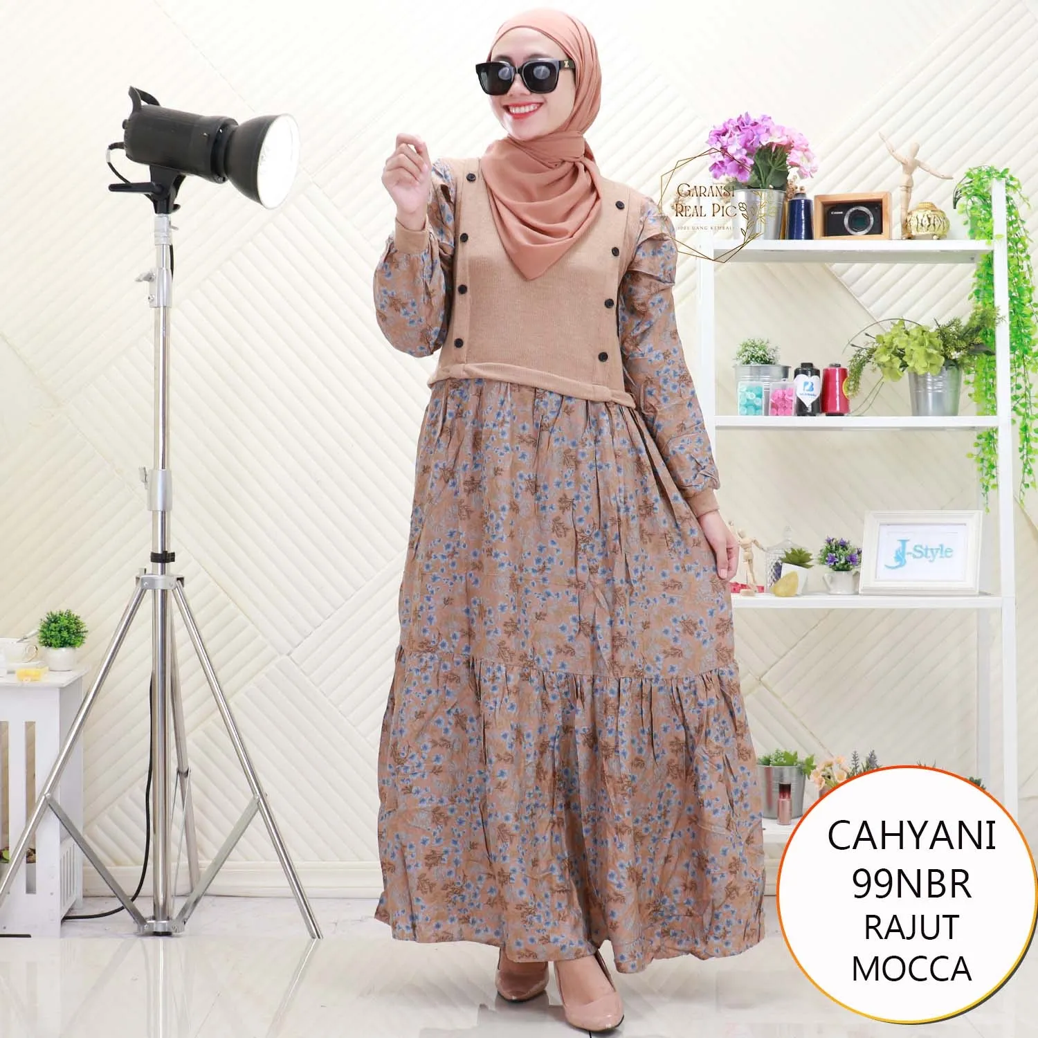 Cahyani  Gamis Rajut Rompi Nyatu Variasi Kancing Mix Rayon Motif