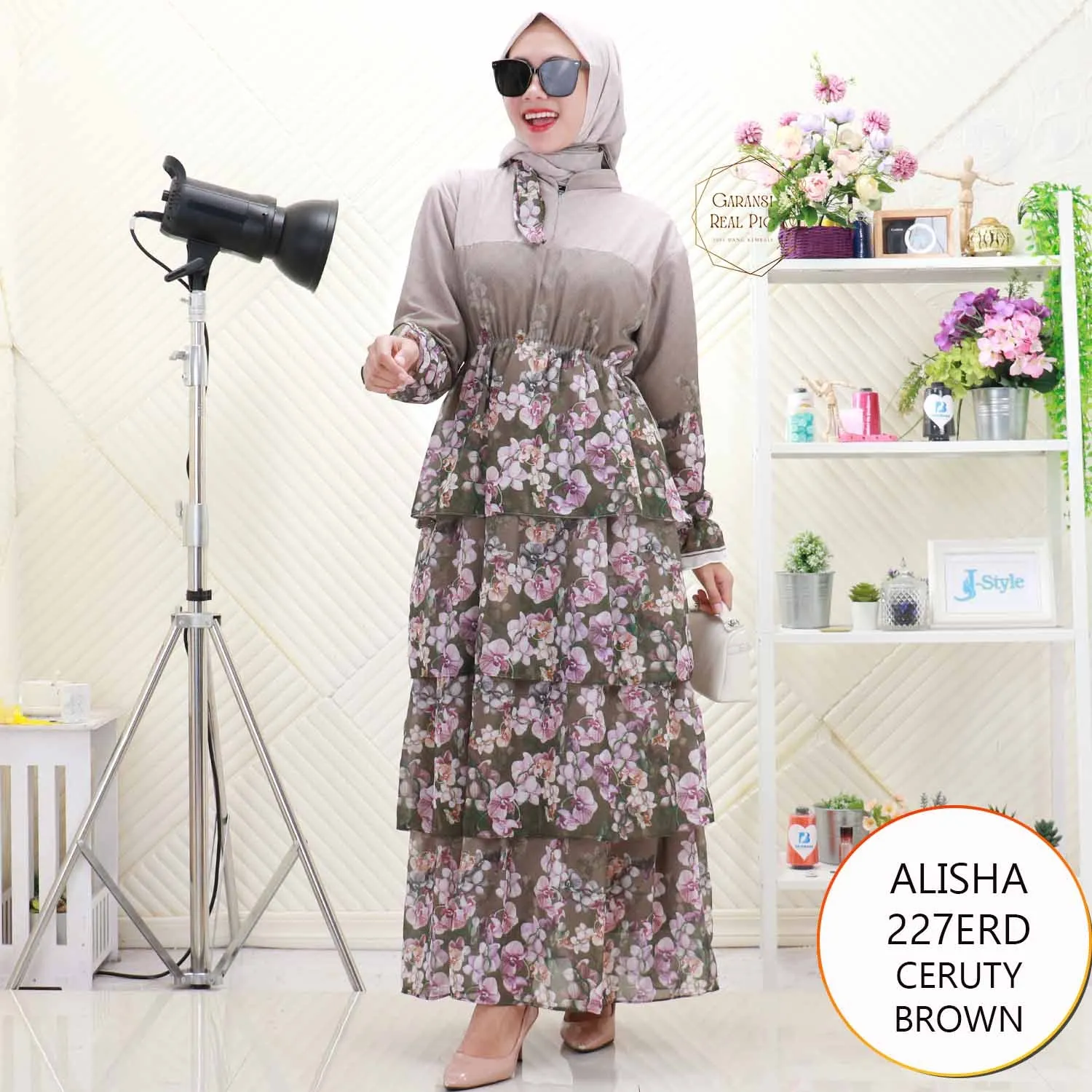 Alisha Gamis Set Hijab Ceruty Full Furing Motif Bunga Umpak Susun Keliling