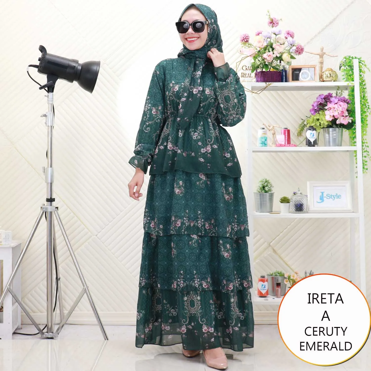 Ireta Gamis Set Hijab Umpak Susun Ceruty Motif Printing
