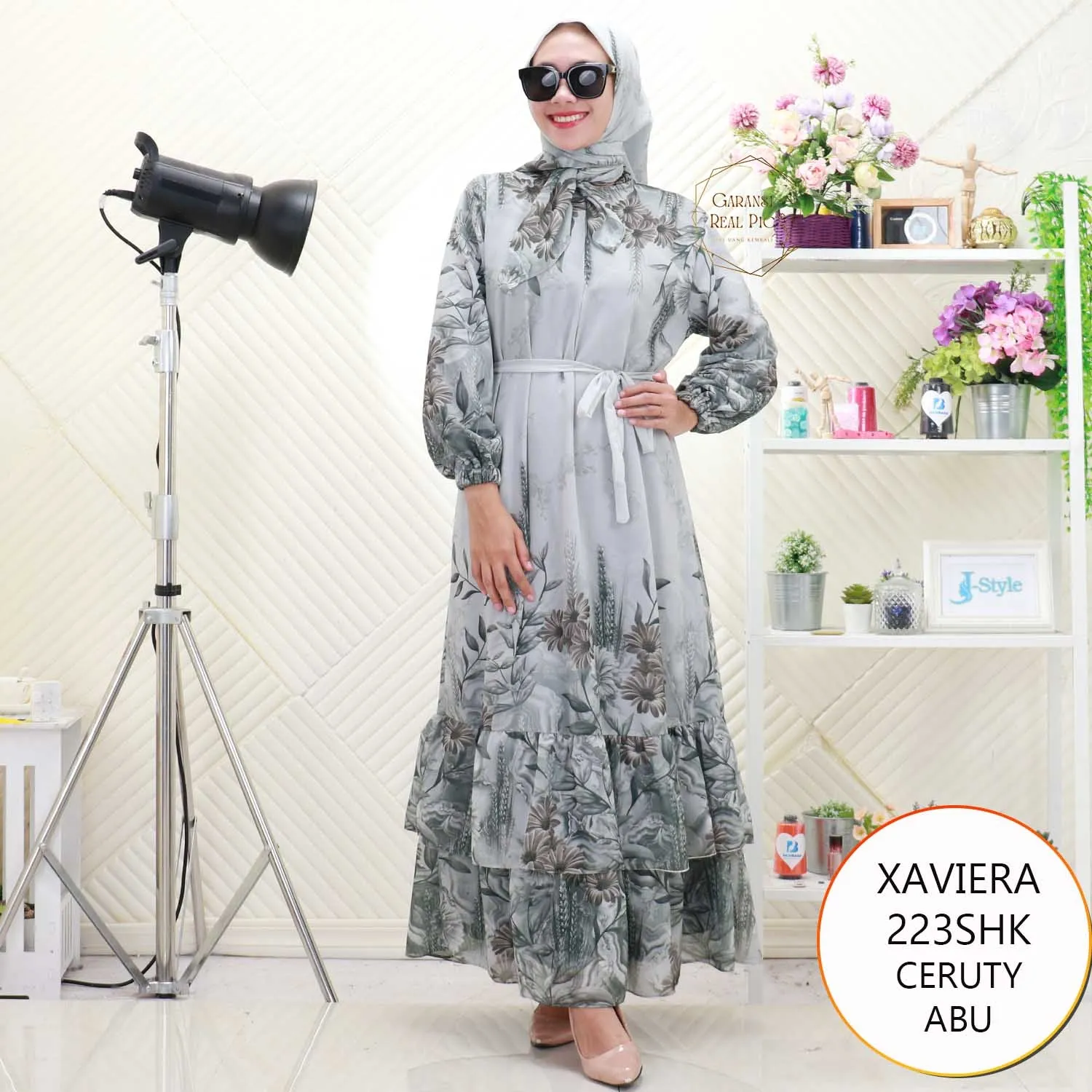 Xaviera Gamis Ceruty Motif Set Hijab Resleting Busui