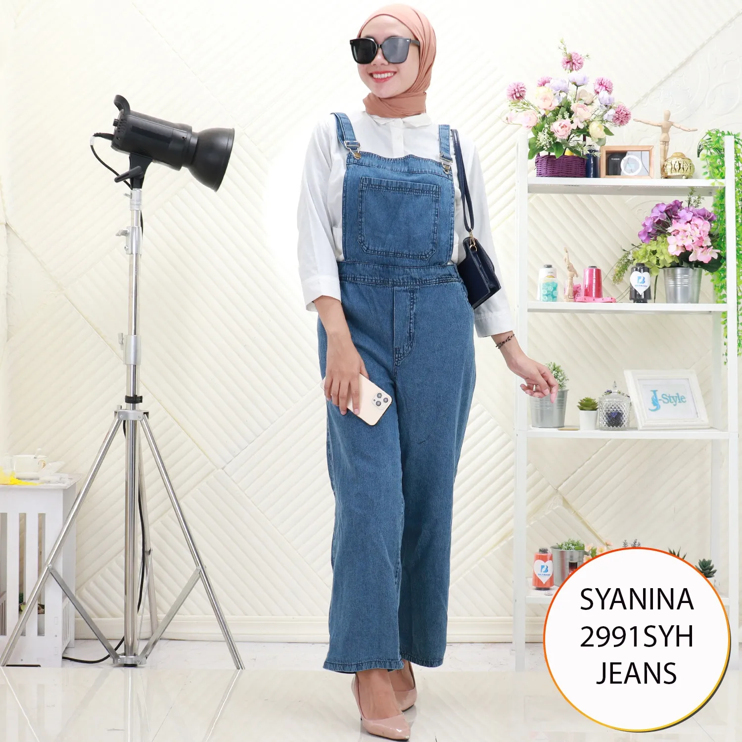 Syanina Overall Jeans Wash Saku Depan