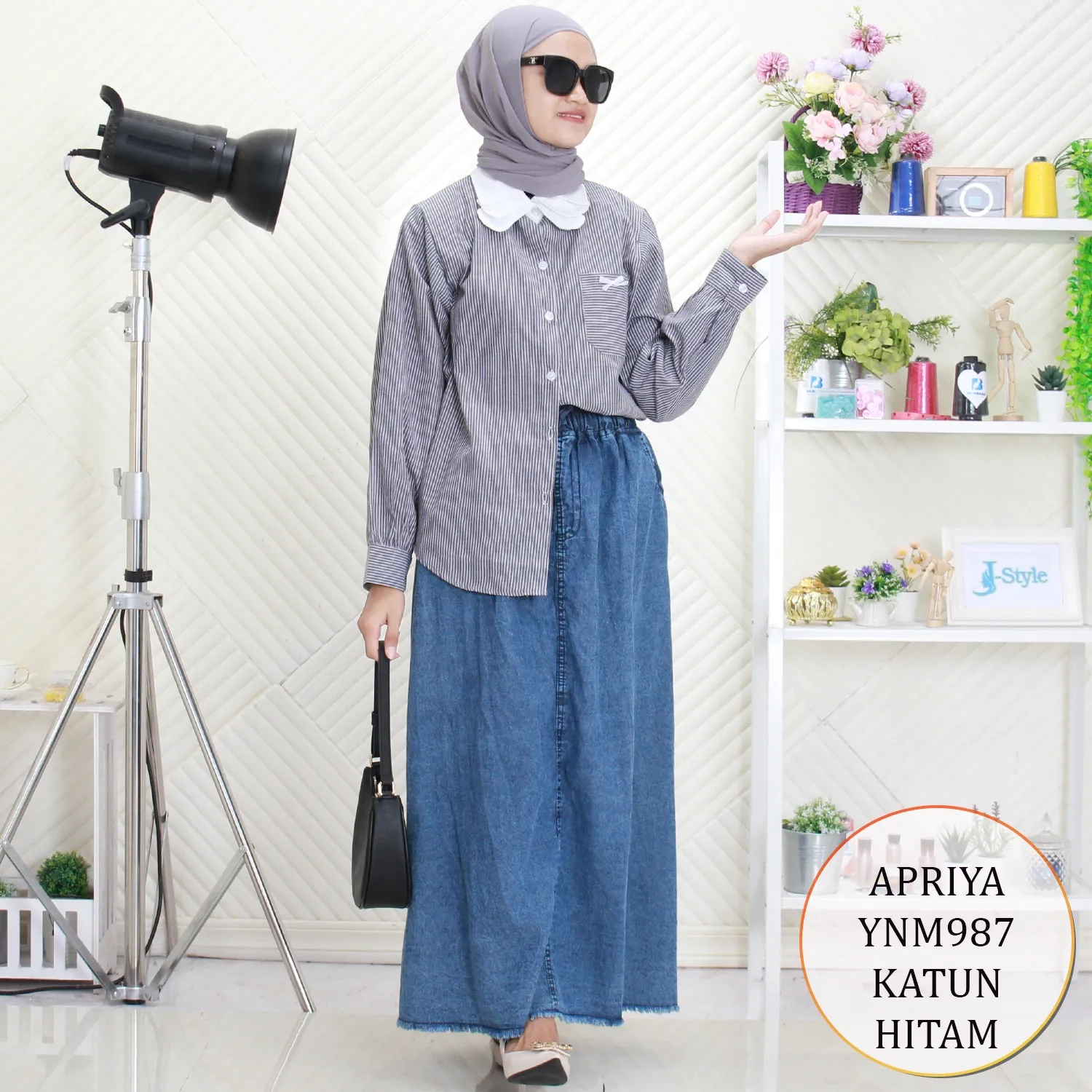 Apriya Kemeja Katun Full Kancing Motif Salur