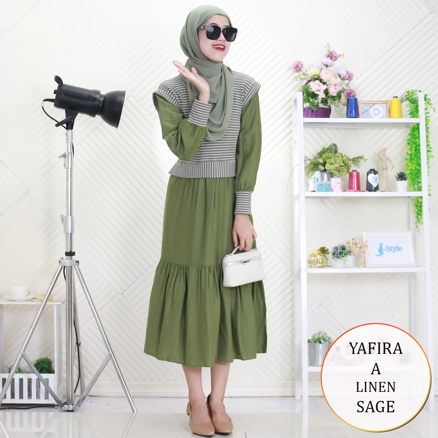 Yafira Midi Dress Rajut Mix Linen Motif Salur