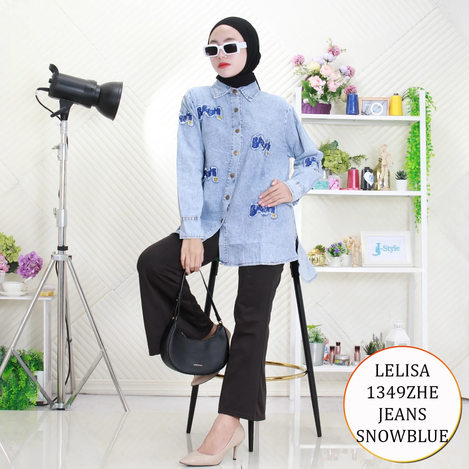 Lelisa Tunik Jeans Kerah Kemeja Motif Bordir Full Kancing 1349ZHE Jeans - bajubaru.id, Belanja Online di bajubaru.id saja 