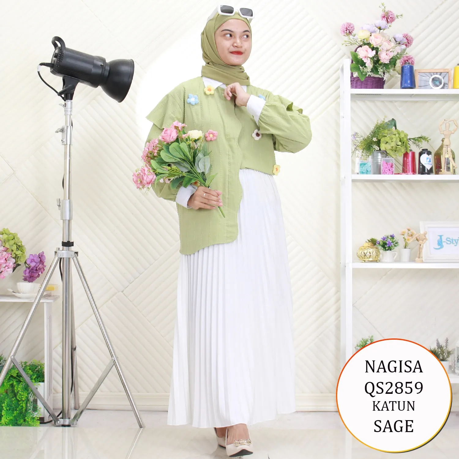 Nagisa Kemeja Blouse Ful Kancing Kerah Kemeja Bordir Timbul Lengan Kancing