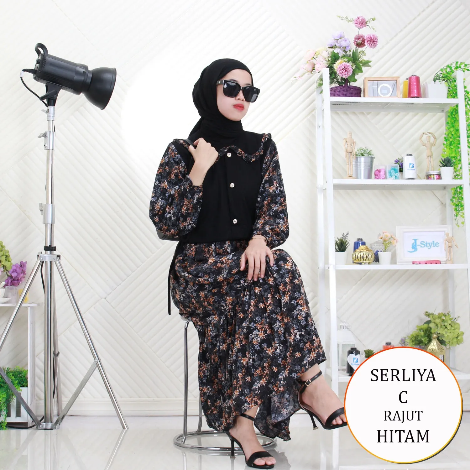 Serliya Midi Dress Rajut Mix Rayon Motif Printing Variasi Kancing