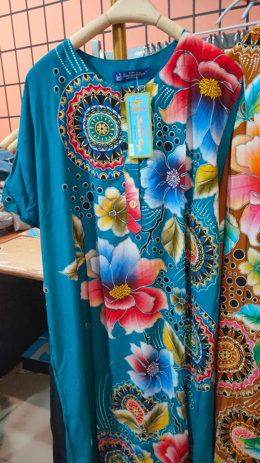 Ucana Daster Rayon Wanita Lengan Pendek Motif Bunga kancing Depan